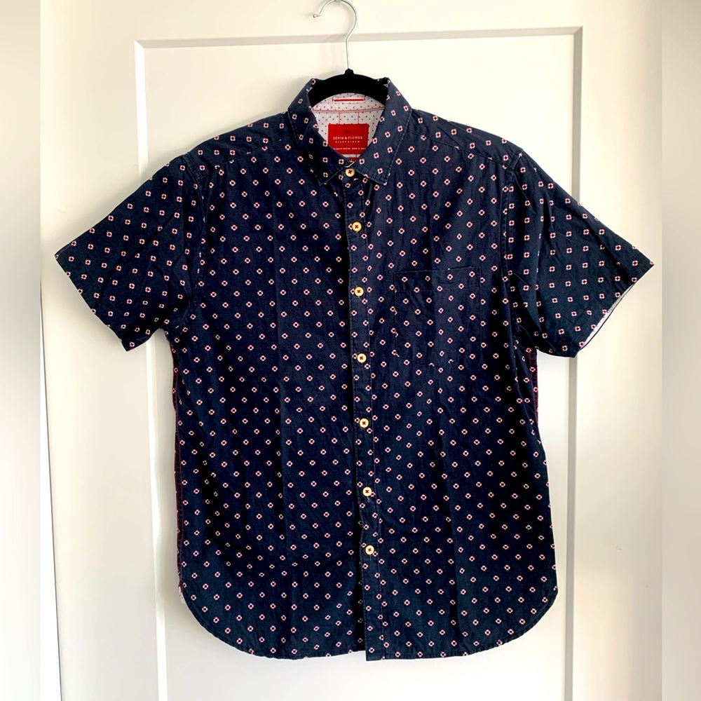 Denim & Flower Short Sleeve Button Down Slim Fit Medium